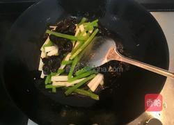 三药莴笋炒木耳的做法图解10