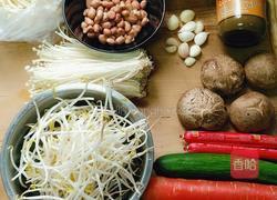 自家秘制凉拌面的做法图解1