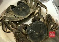 河蟹炖南瓜的做法图解1