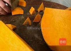 河蟹炖南瓜的做法图解3