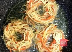 不一样的鸟巢煎蛋的做法图解4