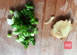 腐竹瘦肉汤的做法图解4